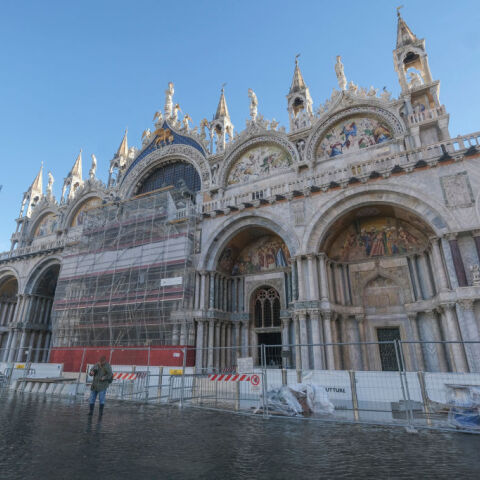 Γυάλινη «ασπίδα» για τη Βασιλική του Αγίου Μάρκου στη Βενετία