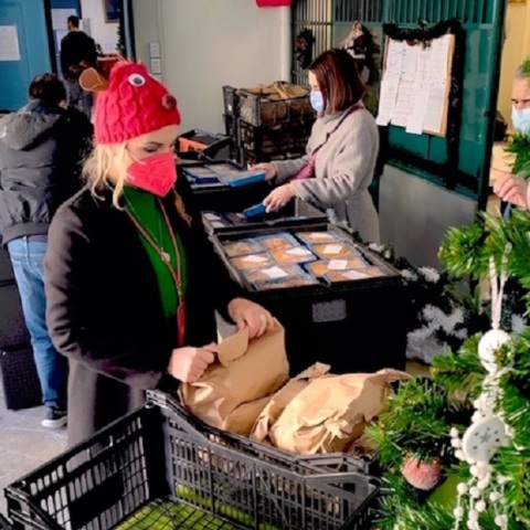  Χριστούγεννα: 2.400 «γεύματα αγάπης» για άστεγους και φιλοξενούμενους σε δομές 