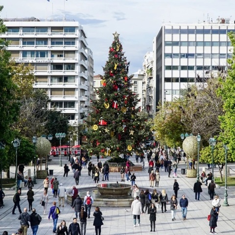 Καιρός σήμερα: Ανεβαίνει η θερμοκρασία την Παραμονή Χριστουγέννων