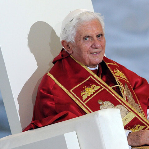 Ο πρώην Πάπας Βενέδικτος ΙΣΤ' άφησε την τελευταία του πνοή σε ηλικία 95 ετών