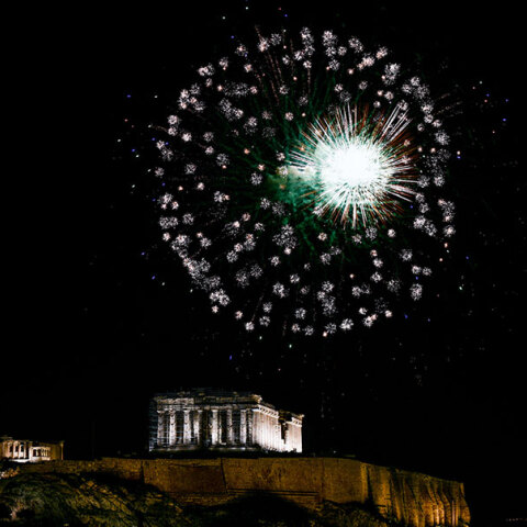 Η Αθήνα ετοιμάζεται να υποδεχτεί την Πρωτοχρονιά 2023