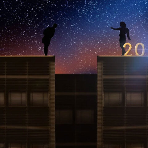 Πρωτοχρονιά 2023 χωρίς social distancing και μέτρα κορωνοϊού