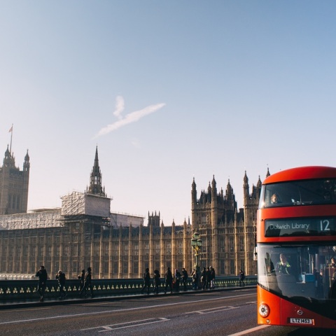 H Βρετανία ανοίγει ταμείο πυρηνικών καυσίμων για να μειώσει την εξάρτηση από τη Ρωσία