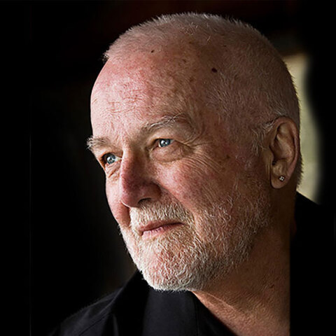 Ο συγγραφέας Ράσελ Μπανκς πέθανε στα 82 του χρόνια