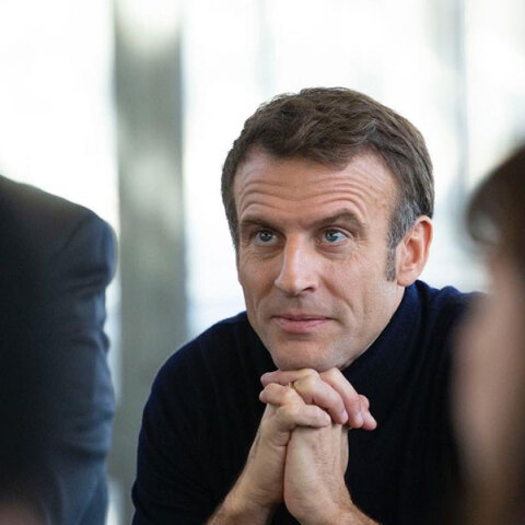 O Εμανουέλ Μακρόν έδωσε συνέντευξη στους «άτυπους δημοσιογράφους» του Le Papotin