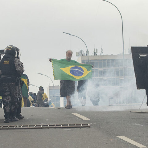 Οπαδοί του Μπολσονάρου εισέβαλαν στο Κογκρέσο
