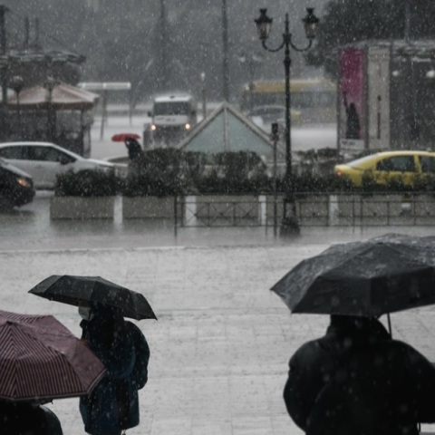 Άστατος ο καιρός με βροχές και καταιγίδες την Τετάρτη