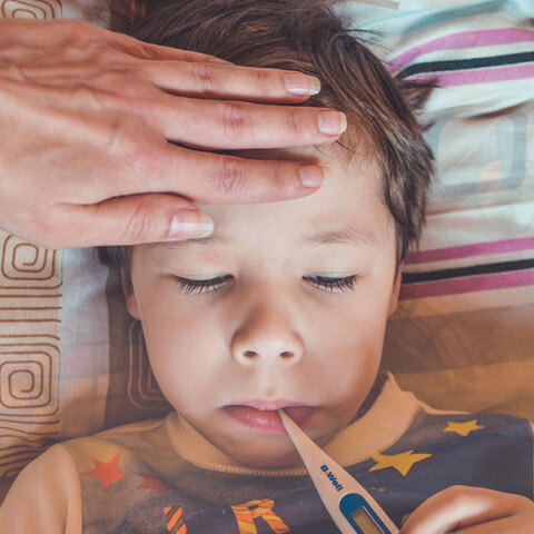 Παιδί με υψηλό πυρετό