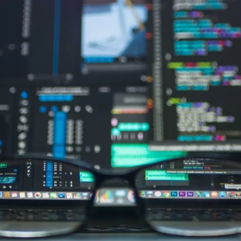 Τράπεζες: Αποζημίωση καταναλωτών για ηλεκτρονικές απάτες