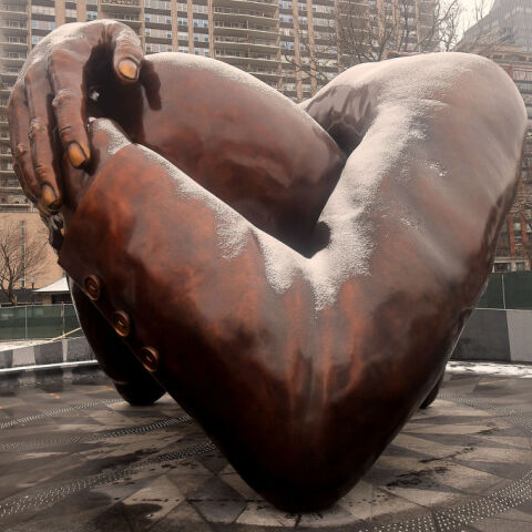 Boston unveils new sculpture honoring Martin Luther King and Coretta Scott King