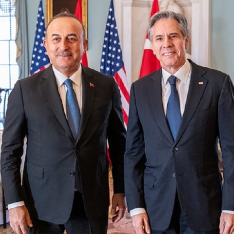 Παράπονα Τσαβούσογλου σε Μπλίνκεν: Ζητά αποφασιστικότητα για τα F-16