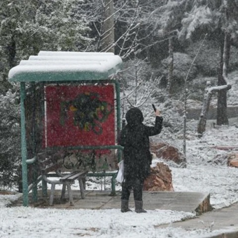 Έκτακτο δελτίο επιδείνωσης καιρού: Έρχονται διαδοχικά κύματα κακοκαιρίας