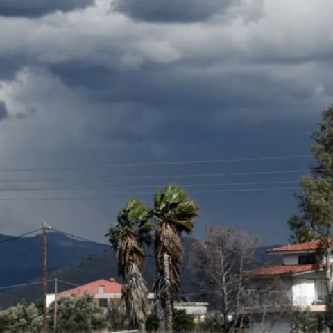 Ιωάννινα: Ανεμοστρόβιλος χτύπησε χωριά της Παραμυθιάς