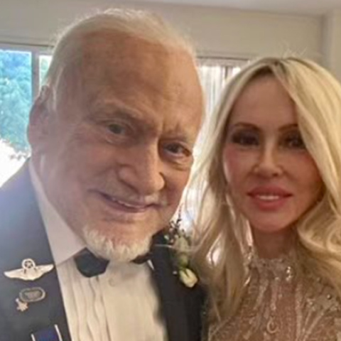 Παντρεύτηκε o αστροναύτης Μπαζ Όλντριν