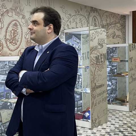 Πιερρακάκης: Επίσκεψη στα Πατήσια - «Οι Αθηναίοι αγαπάμε τις γειτονιές μας στην πράξη»