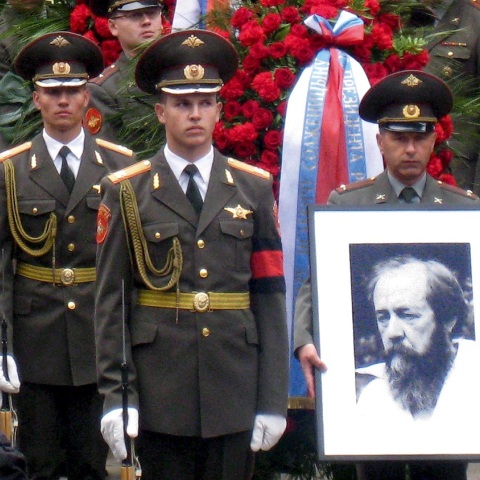 Η Ρωσική Δούμα ζητά την απαγόρευση της διδασκαλίας του «Αρχιπελάγους Γκουλάγκ»