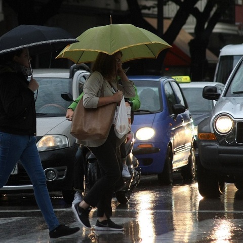 Καιρός αύριο: Άστατος με παροδικές βροχές και σποραδικές καταιγίδες