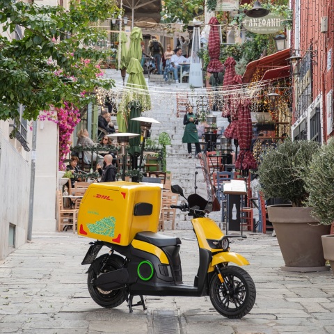 kosmoride_dhl_photo_2