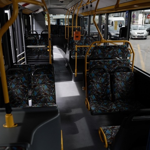 Σαρωνίδα: Καταγγελία για οδηγό λεωφορείου που έδωσε το τιμόνι σε ανήλικη