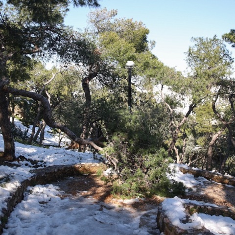 Καλλιάνος - Καιρός: Χιόνια και στην Αττική από την Παραασκευη