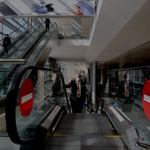 Ζευγάρι επιβιβάστηκε σε πτήση και άφησε το μωρό του στο αεροδρόμιο επειδή δεν είχε εισιτήριο