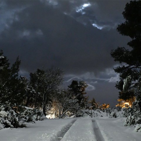 Χιόνια στα βόρεια προάστια της Αττικής