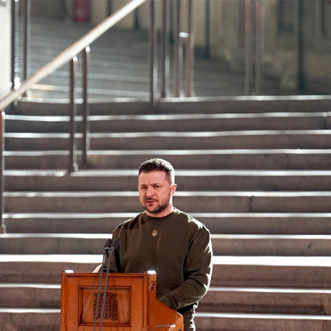 Στιγμιότυπο από την ομιλία του Βολοντίμιρ Ζελένσκι στην κεντρική αίθουσα του Κοινοβουλίου του Γουεστμίνστερ