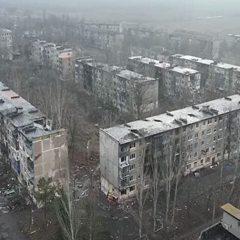 Η βομβαρδισμένη πόλη Βουλεντάρ στην Ανατολική Ουκρανία