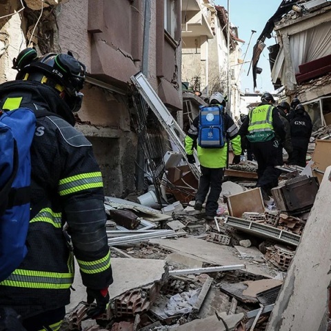 Σεισμός στην Τουρκία: Ένα 17χρονο κορίτσι ανασύρθηκε ζωντανό μετά από 248 ώρες