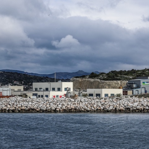 Επενδύσεις 9 δισ. ευρώ «αλλάζουν τον χάρτη» στα δίκτυα ρεύματος και φυσικού αερίου