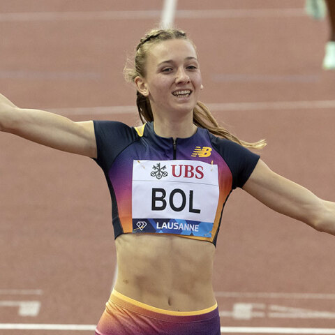 Η Φέμκε Μπολ σημείωσε παγκόσμιο ρεκόρ στα 400μ κλειστού στίβου
