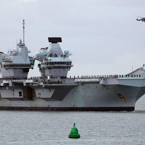 Το βρετανικό αεροπλανοφόρο «HMS Queen Elizabeth»