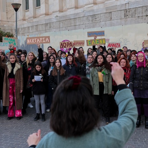 ΠΡΟΒΑ ΤΗΣ ΑΝΟΙΚΤΗΣ ΟΡΧΗΣΤΡΑΣ ΓΙΑ ΤΗΝ ΗΜΕΡΑ ΤΗΣ ΓΥΝΑΙΚΑΣ ΠΡΙΝ ΤΟ ΣΥΛΛΑΛΗΤΗΡΙΟ (ΒΑΣΙΛΗΣ ΡΕΜΠΑΠΗΣ / EUROKINISSI)