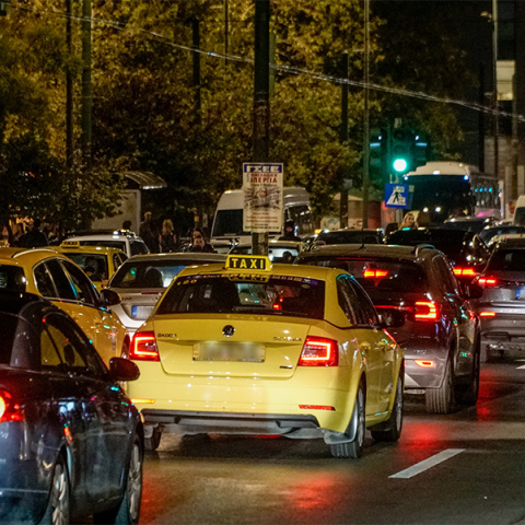 Κίνηση στους δρόμους της Αθήνας