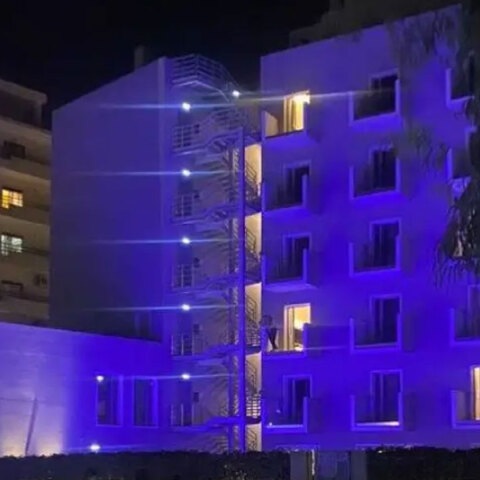 Το ξενοδοχείο στην Πάτρα όπου σημειώθηκε η πτώση του 18χρονου