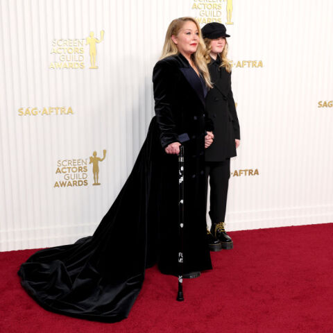 Κριστίνα Άπλγκεϊτ: Η σοκαριστική αλλαγή Άπλγκεϊτ από τη σκλήρυνση κατά πλάκας - Δείτε βίντεο