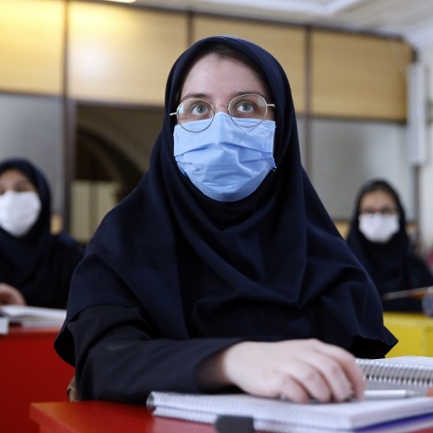 Ιράν: Ανησυχία για τις δηλητηριάσεις μαθητριών που αποδίδονται σε φανατικούς που αντιτίθενται στην εκπαίδευση των γυναικών	
