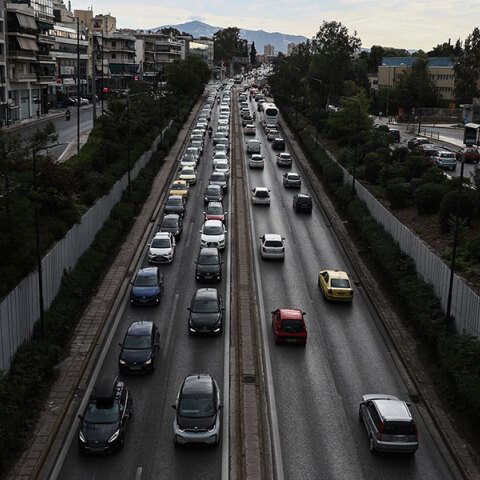 Μποτιλιάρισμα στη Λεωφόρο Μεσογείων