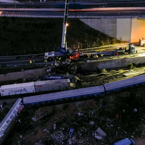 ΣΥΝΕΧΙΖΟΝΤΑΙ ΟΙ ΕΡΕΥΝΕΣ ΣΤΟ ΧΩΡΟ ΤΟΥ ΠΟΛΥΝΕΚΡΟΥ ΣΙΔΗΡΟΔΡΟΜΙΚΟΥ ΔΥΣΤΥΧΗΜΑΤΟΣ ΣΤΑ ΤΕΜΠΗ (ΒΑΣΙΛΗΣ ΒΕΡΒΕΡΙΔΗΣ / ΜΟΤΙΟΝ ΤΕΑΜ)