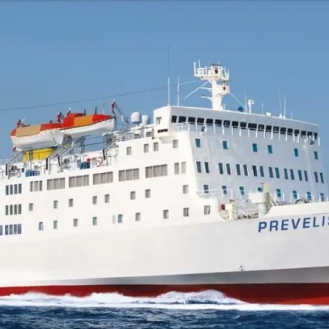 «Πρέβελης»: Ελαφρά πρόσκρουση στο λιμάνι της Καρπάθου