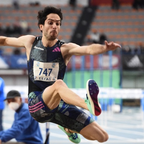 «Χρυσός» ο Μίλτος Τεντόγλου στην Κωνσταντινούπολη