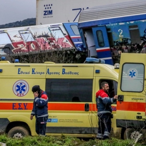 Τέμπη: Σε διαδικασία αποσωλήνωσης ο 22χρονος στο «Παπαγεωργίου»