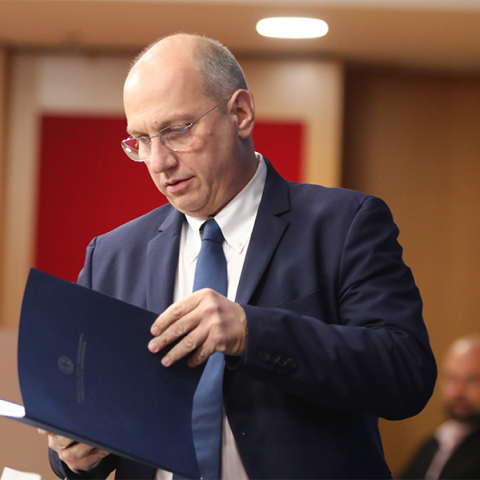 Γιάννης Οικονόμου