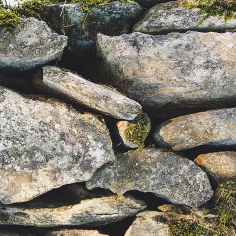 Η JPMorgan νόμιζε ότι έχει νικέλιο 1,3 εκατ. δολ. σε αποθήκη – Ήταν τελικά σακιά με πέτρες