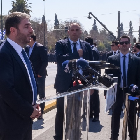 Ανδρουλάκης: Η 25η Μαρτίου θυμίζει τι μπορεί να καταφέρει ο Ελληνισμός με ενότητα