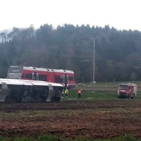 Δύο εκτροχιασμοί τρένων στην Ελβετία