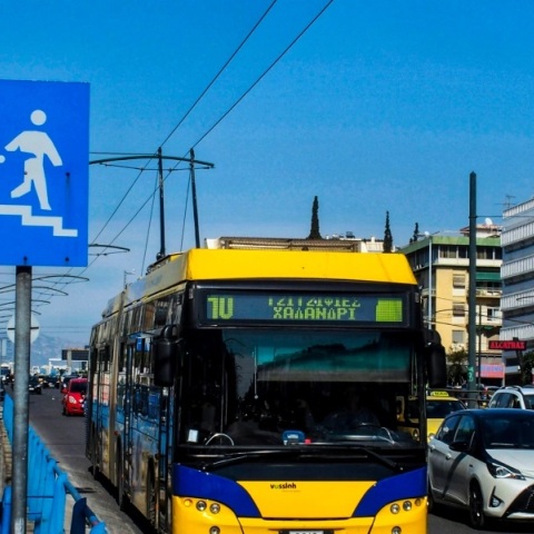 Στάση εργασίας σε λεωφορεία και τρόλεϊ την Τρίτη