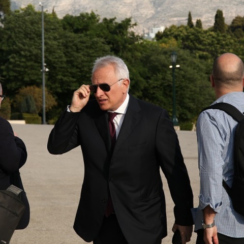 Γιάννης Ραγκούσης: Μηνύσεις κι αγωγές μετά την εισβολή στο σπίτι του