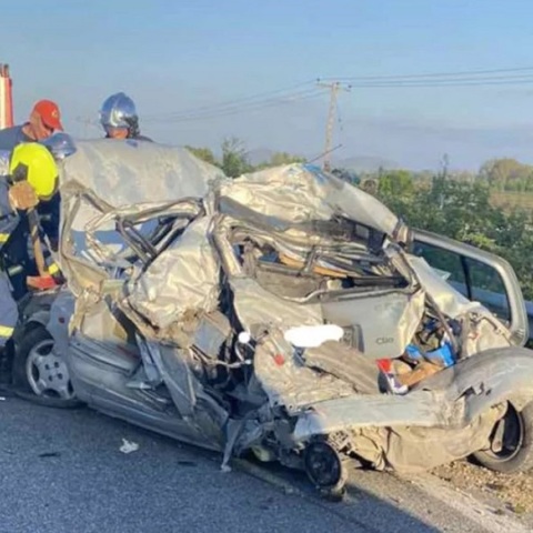 Τροχαίο δυστύχημα στο Πετρωτό Τρικάλων: Ένα ζευγάρι νεκρό