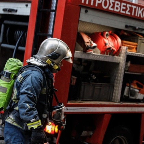 Ιωάννινα: Φωτιά σε λεωφορείο που μετέφερε μαθητές - Κατέβηκαν όλοι ασφαλείς